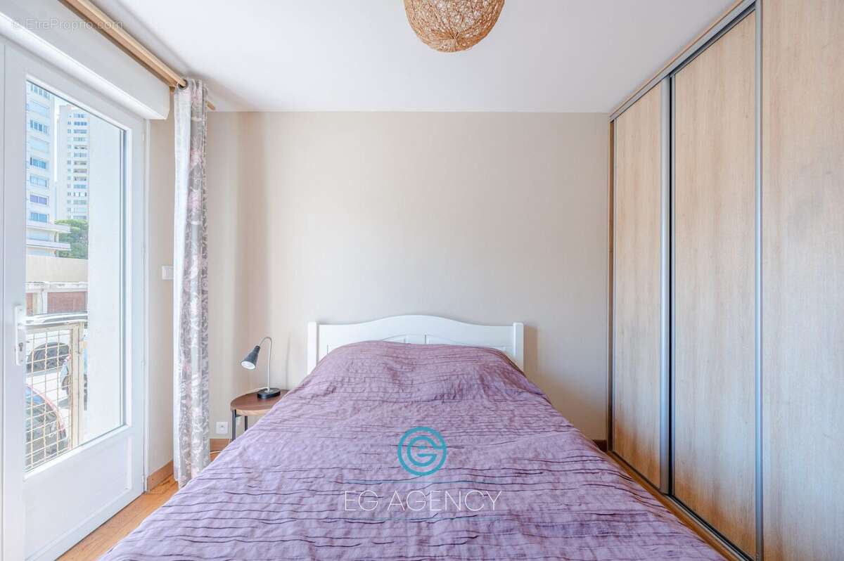 Appartement à MARSEILLE-9E