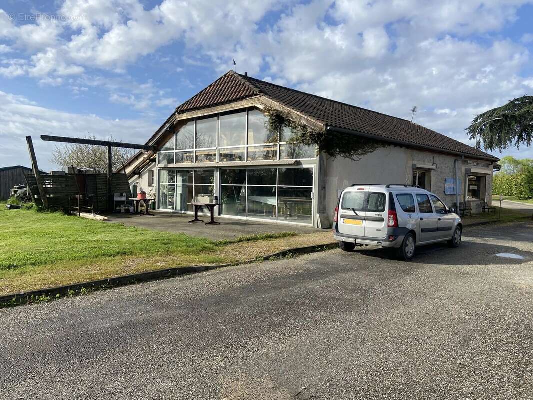 Charmante maison de village avec un potentiel infini près de Monflanquin - photo 2