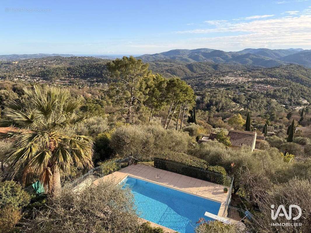 Photo 2 - Maison à LE TIGNET
