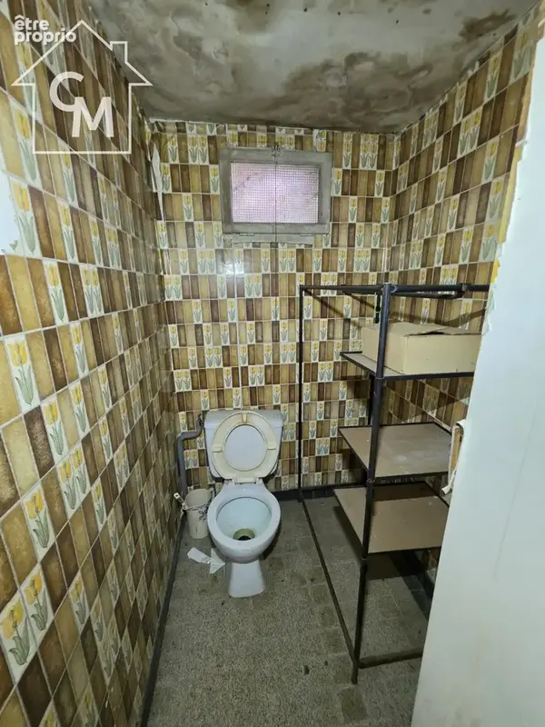 Maison de campagne à rénover avec dépendances et terrain de plus d'un hectare - photo 18