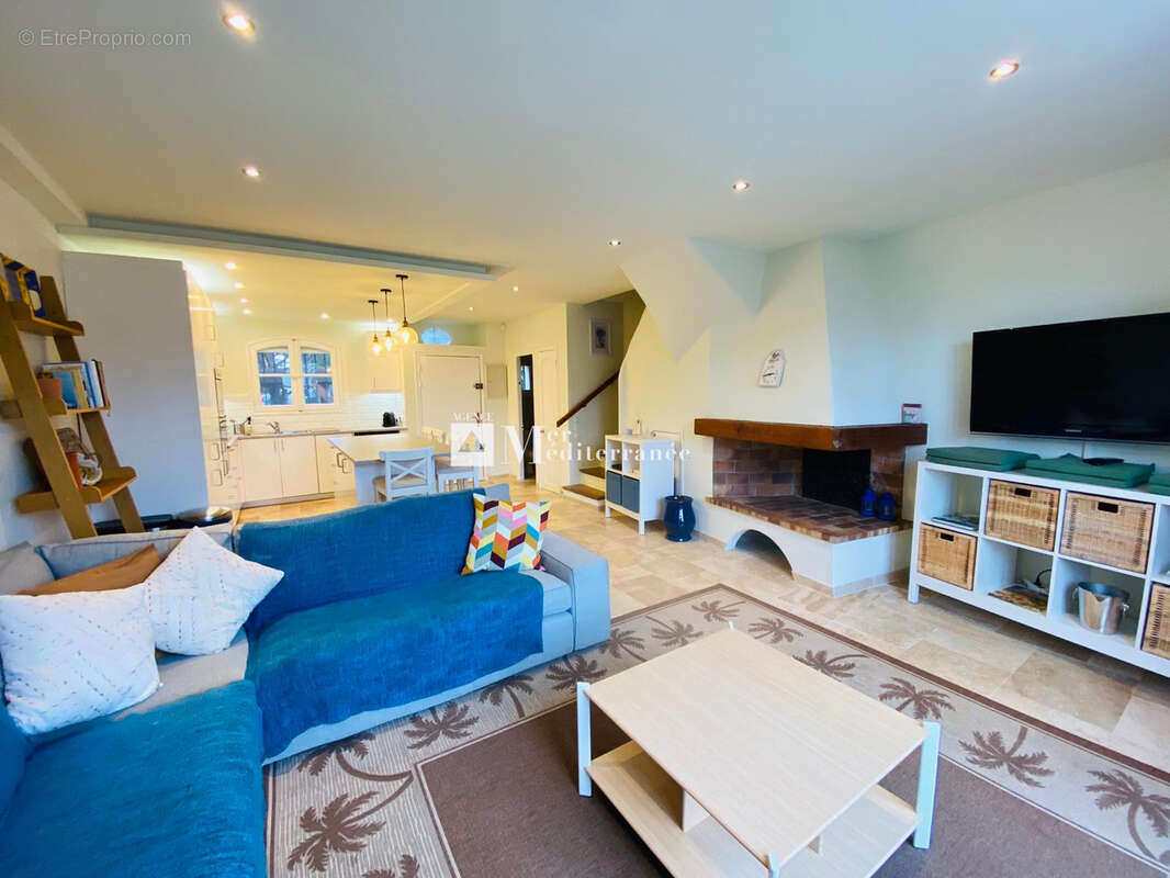 En co-exclusivite jolie maison a vendre a port-grimaud (83310) - photo 5