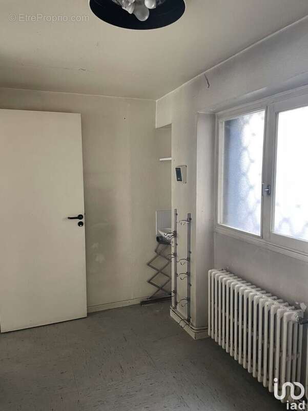 Photo 2 - Commerce à RIVE-DE-GIER