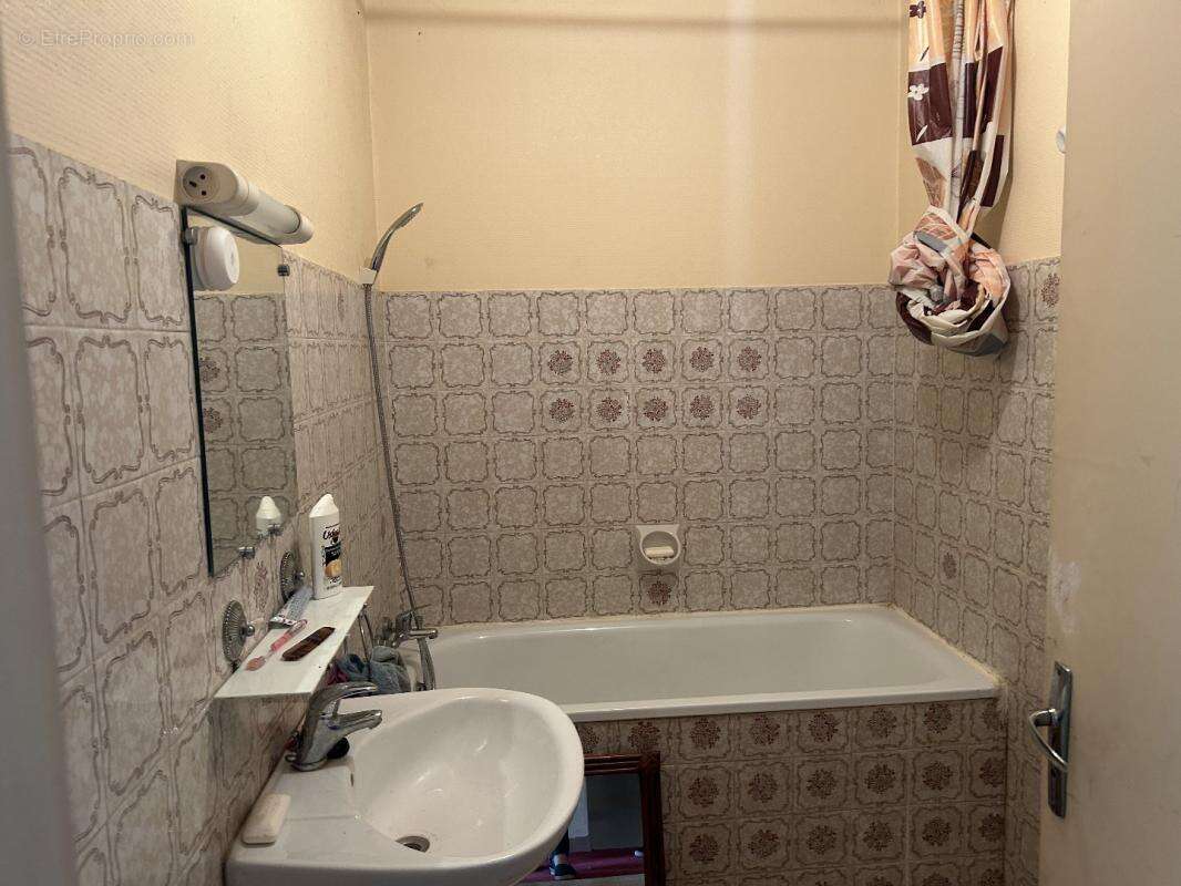 Maison à SAINT-JEAN-D&#039;ANGELY