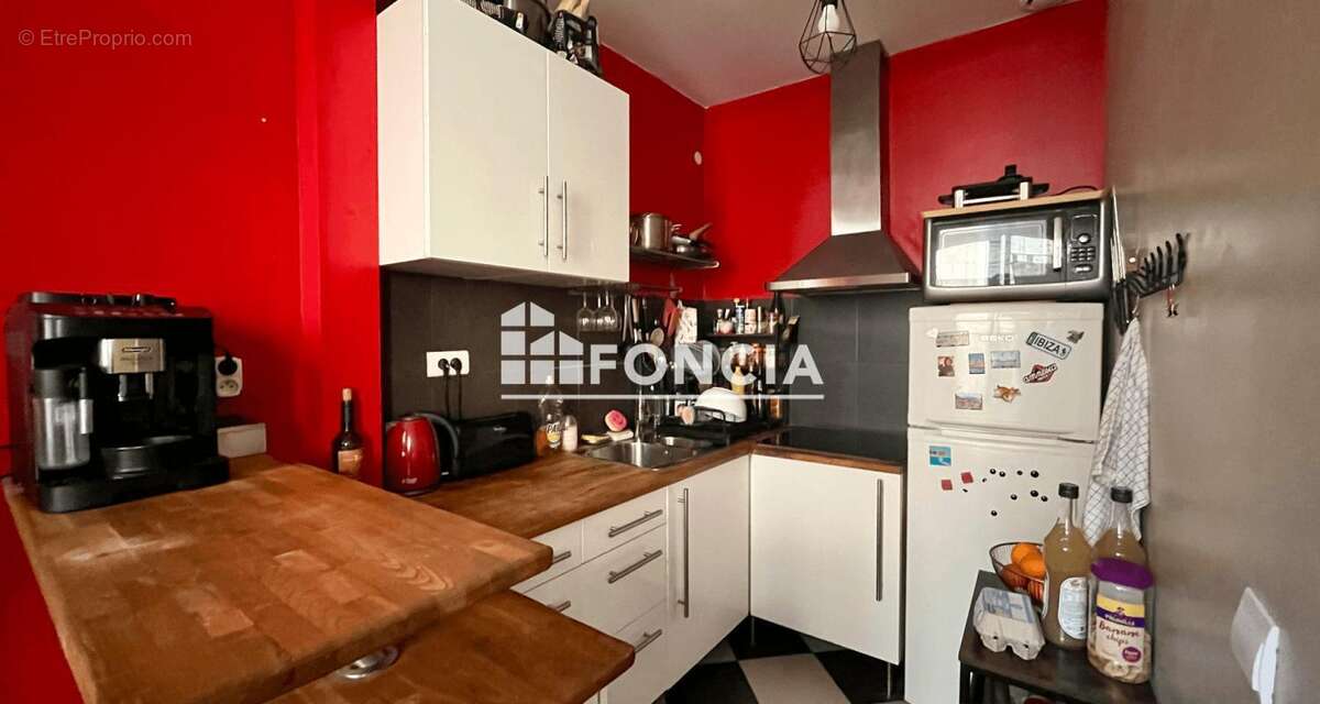 À vendre – Charmant T2 au 1er étage, proche Gambetta - photo 3