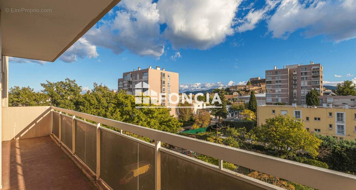 Appartement à LA GARDE