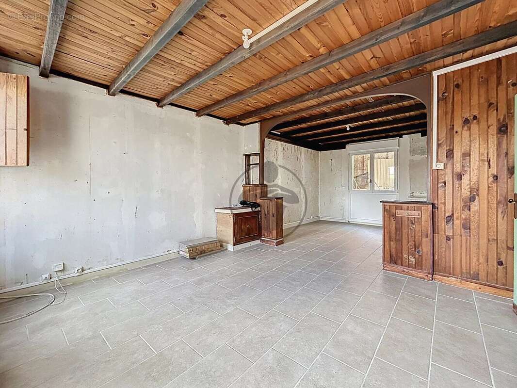 Maison à SAINT-QUENTIN