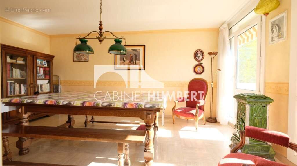 Appartement à SAINT-ETIENNE