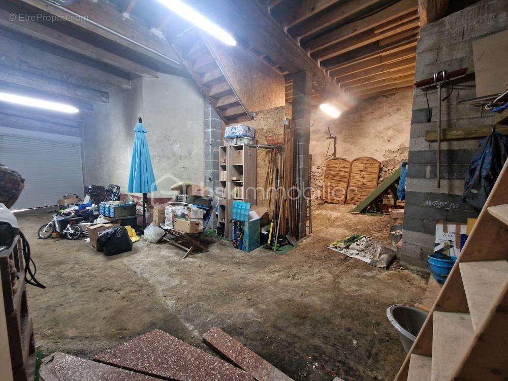 Maison de campagne avec cour et garage - photo 14