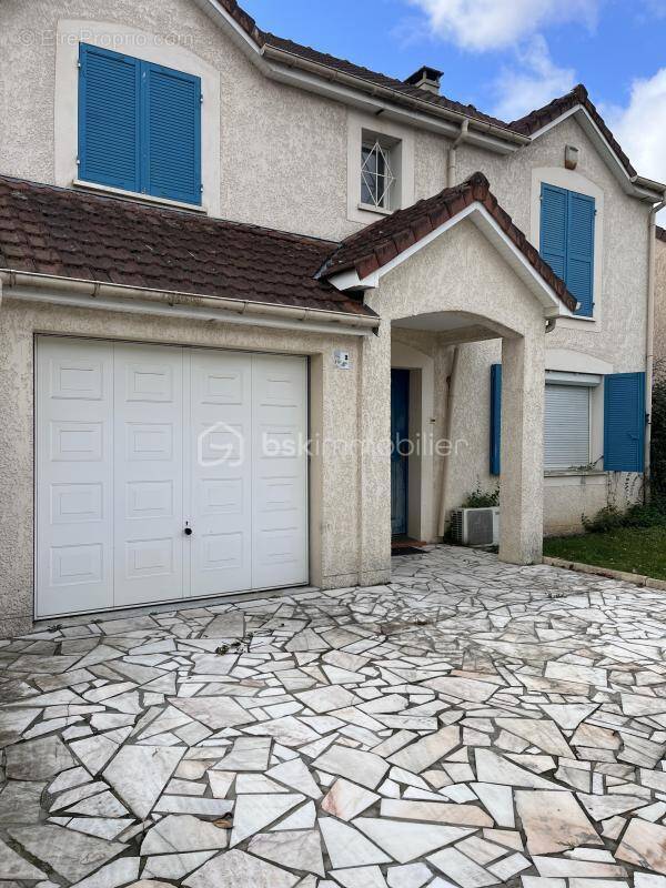 Maison à SAINT-BRICE-SOUS-FORET