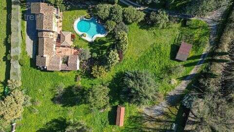 Maison à FREJUS