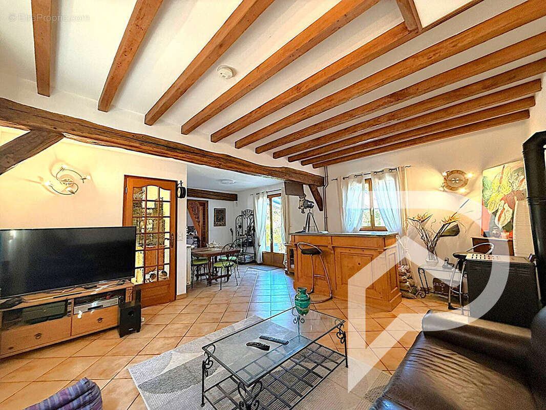 Maison à RESSONS-SUR-MATZ