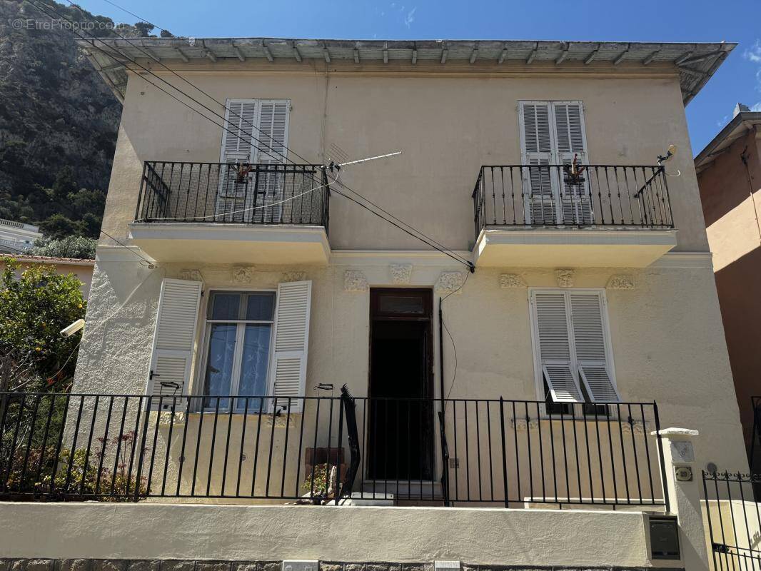 Appartement à CAP-D'AIL
