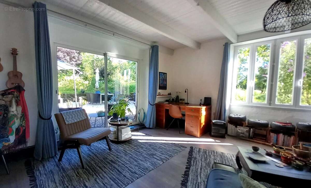 Maison à REGNEVELLE