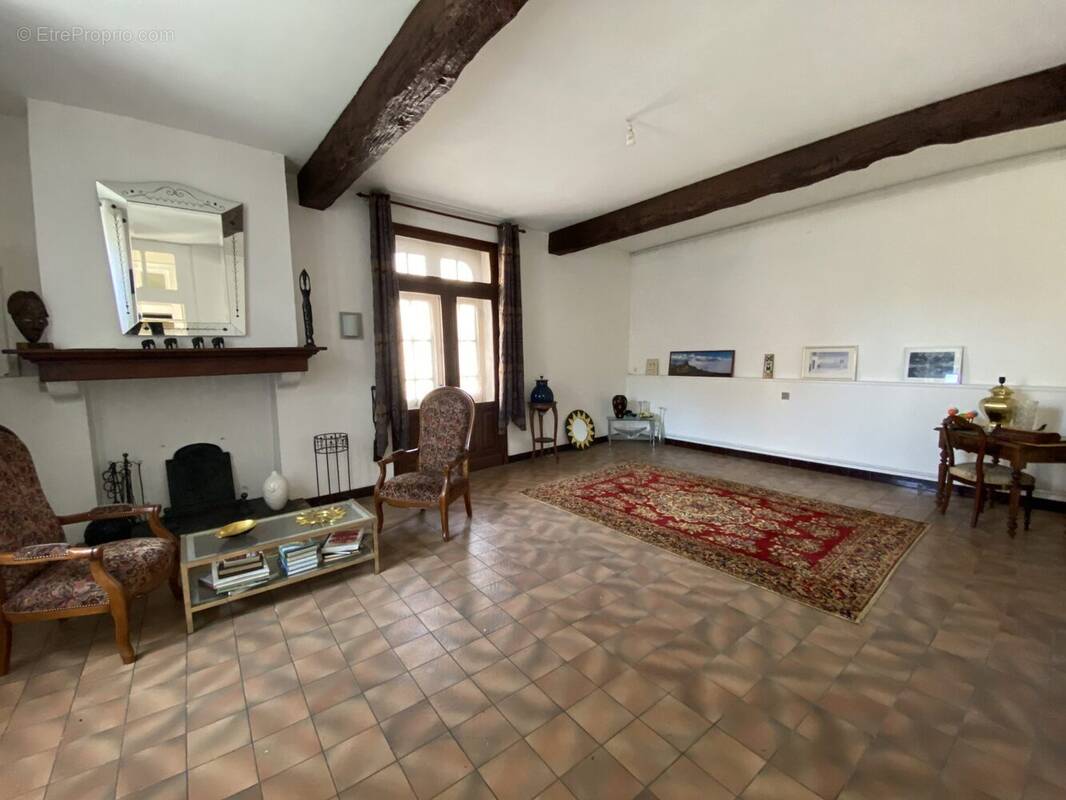 Maison à POUZAC