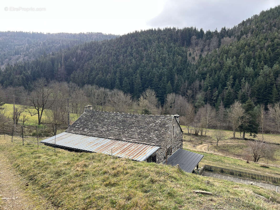 Maison à LAUSSONNE