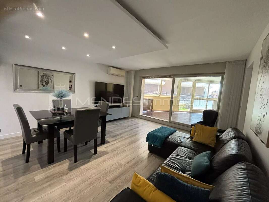 Appartement à BEAUSOLEIL