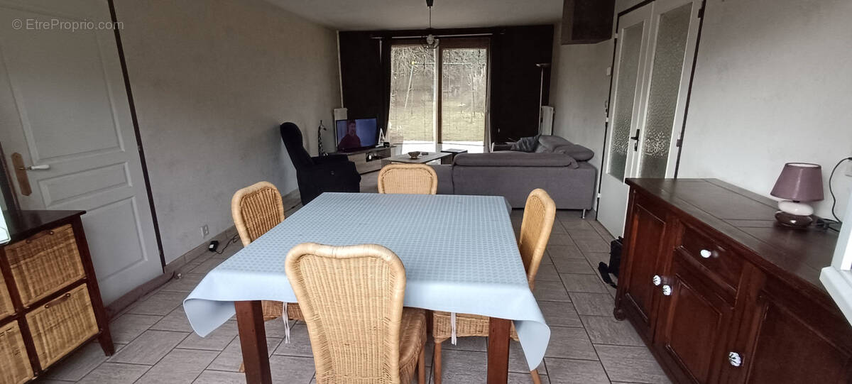 Maison à BRUAY-LA-BUISSIERE