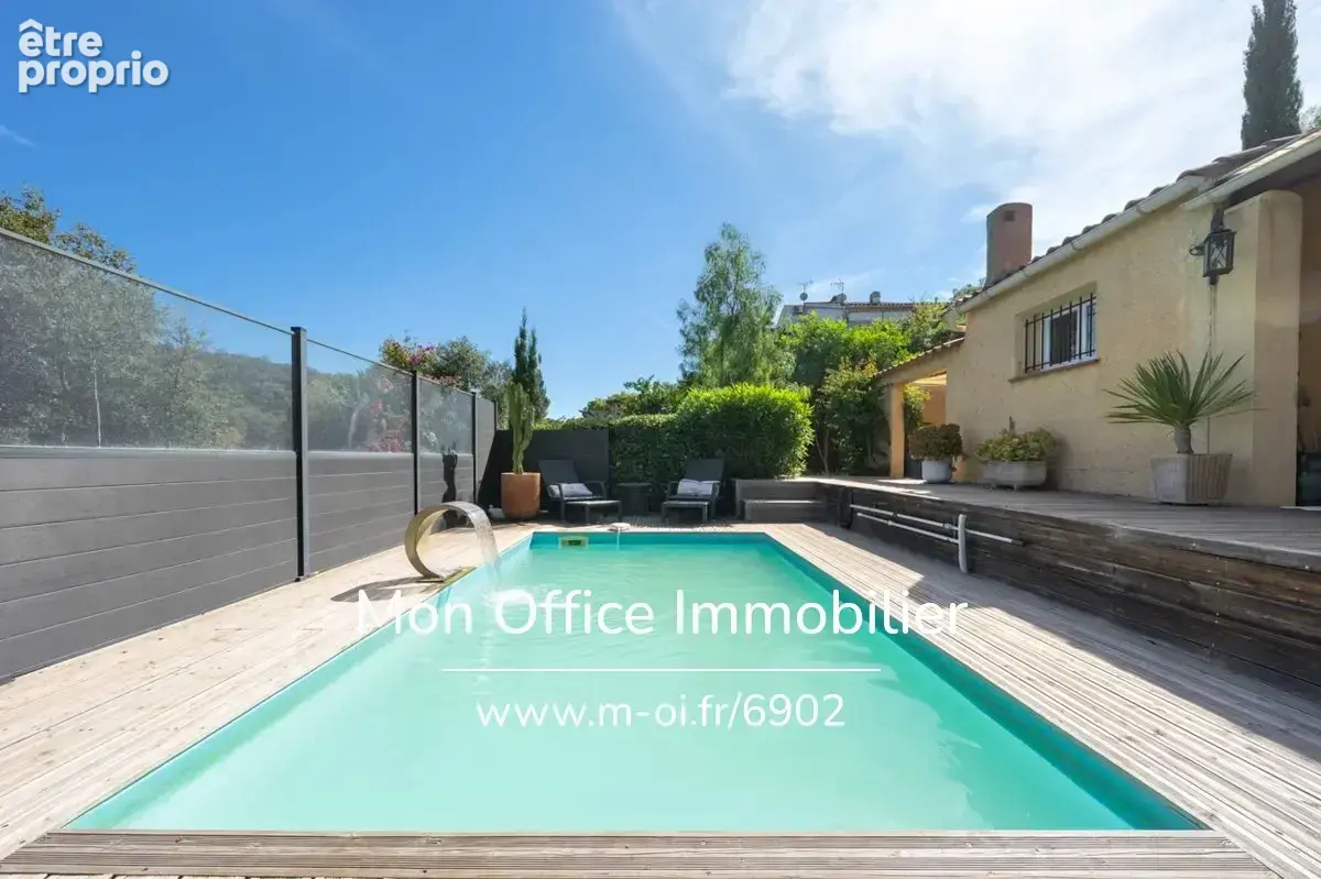 Référence : 6902-JDO - Villa provençale de charme avec piscine, studio indépendant et aperçu mer ! - photo 3