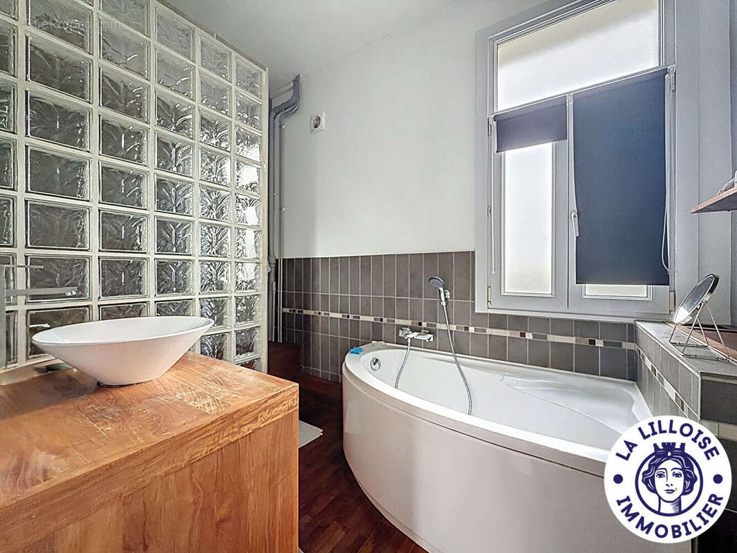 Appartement à MARCQ-EN-BAROEUL