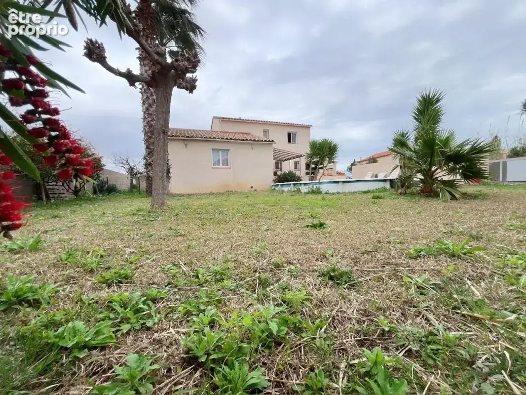 Magnifique villa de 130 m² sur un terrain 4 faces de 740 m² au fond d'une impasse calme - photo 16