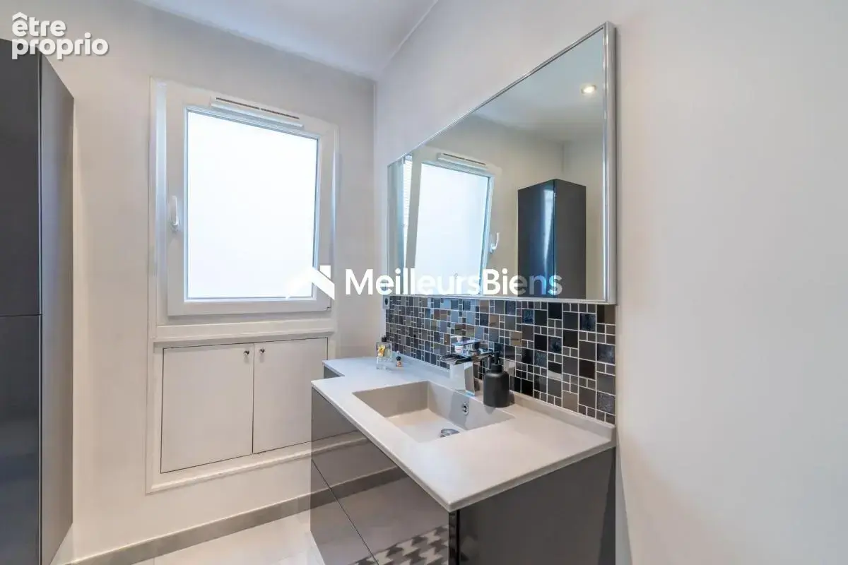 Appartement familial de standing dans un batiment post hausmannien - photo 15