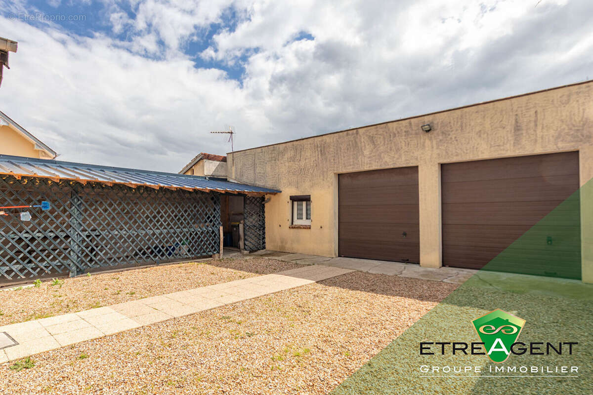 Maison CONCHES-EN-OUCHE - 82 m² - 5 chambres - photo 3