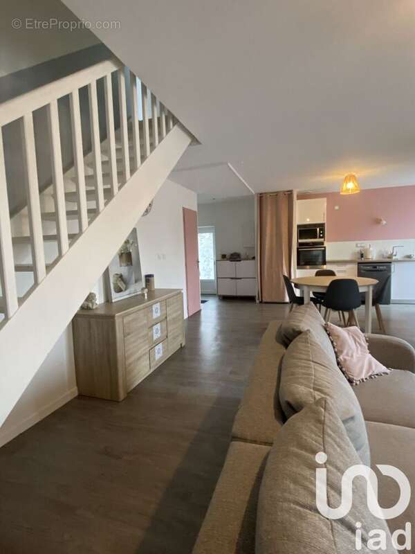 Photo 8 - Maison à VERINES