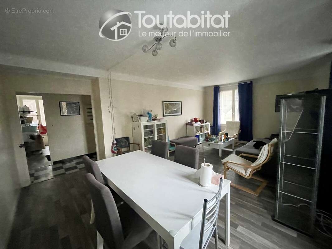 Appartement à CHARLEVILLE-MEZIERES