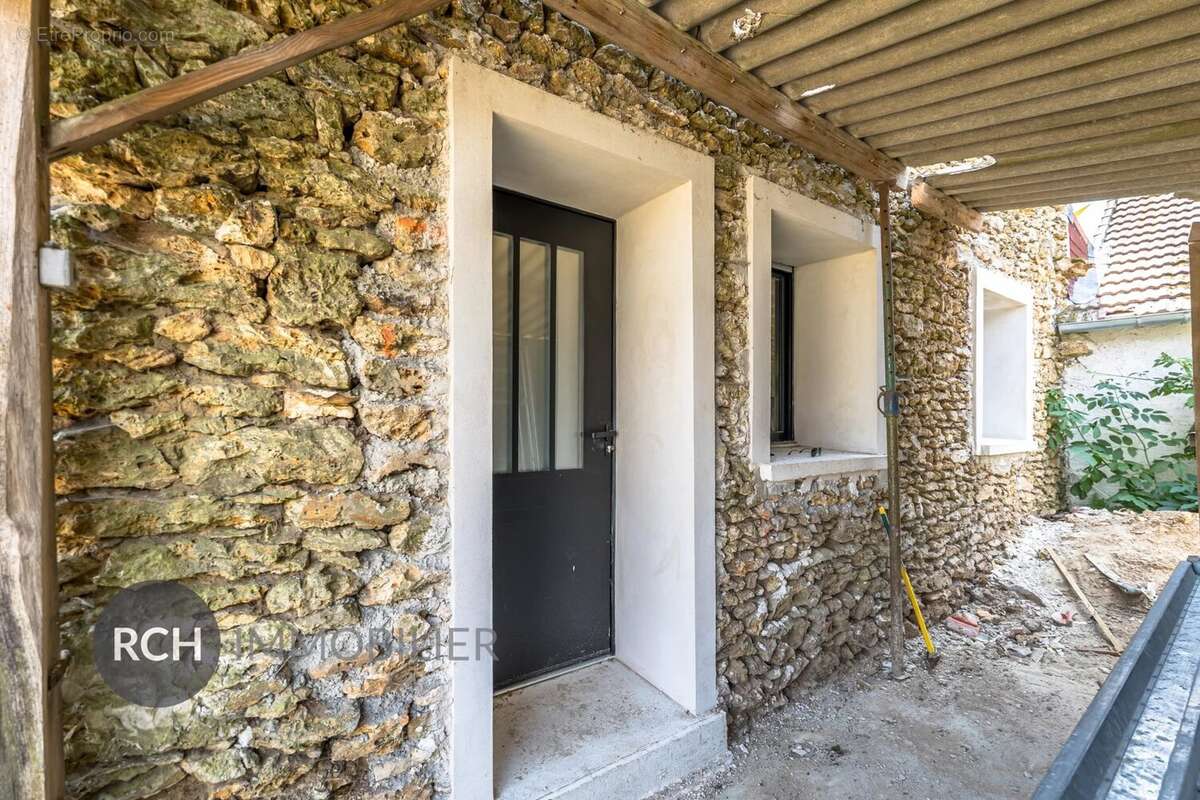 Ancienne grange en pierre à aménager - photo 5