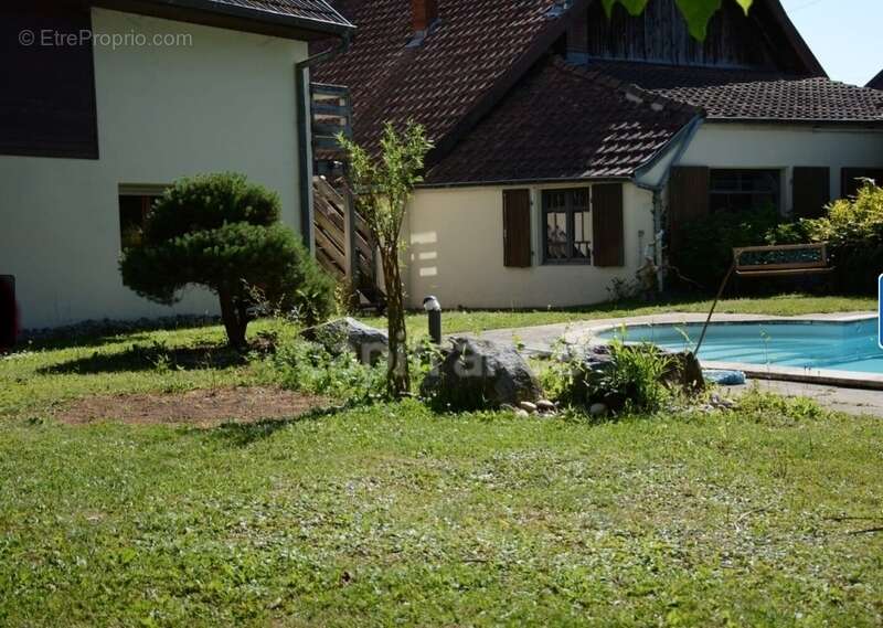 SPECIAL INVESTISSEURS : propriété à vendre 16 pièces centre ville de REININGUE (68) - photo 2