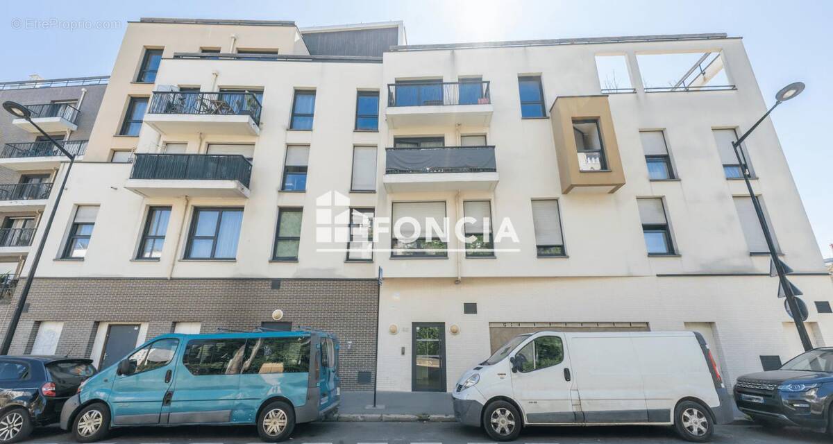 Appartement à AUBERVILLIERS
