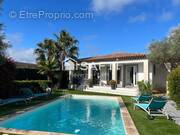 Photo 1 - Maison à LE MUY
