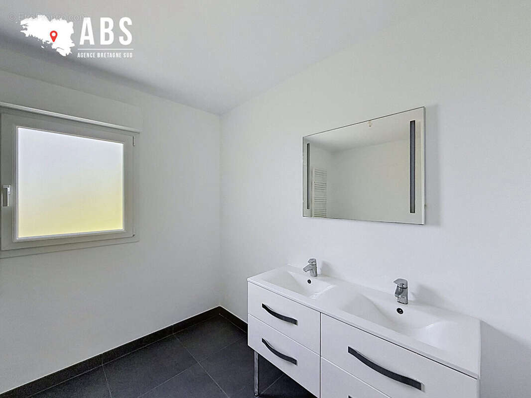 Maison 113 m² à Nivillac  - photo 11