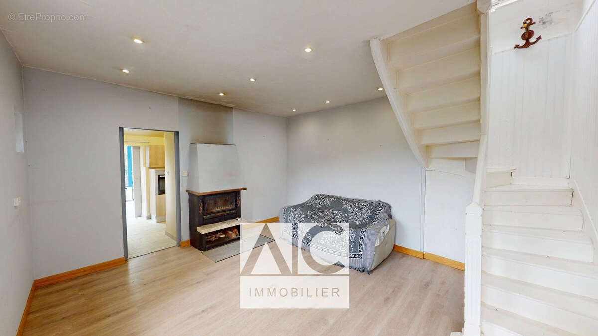 Maison à QUEMPER-GUEZENNEC