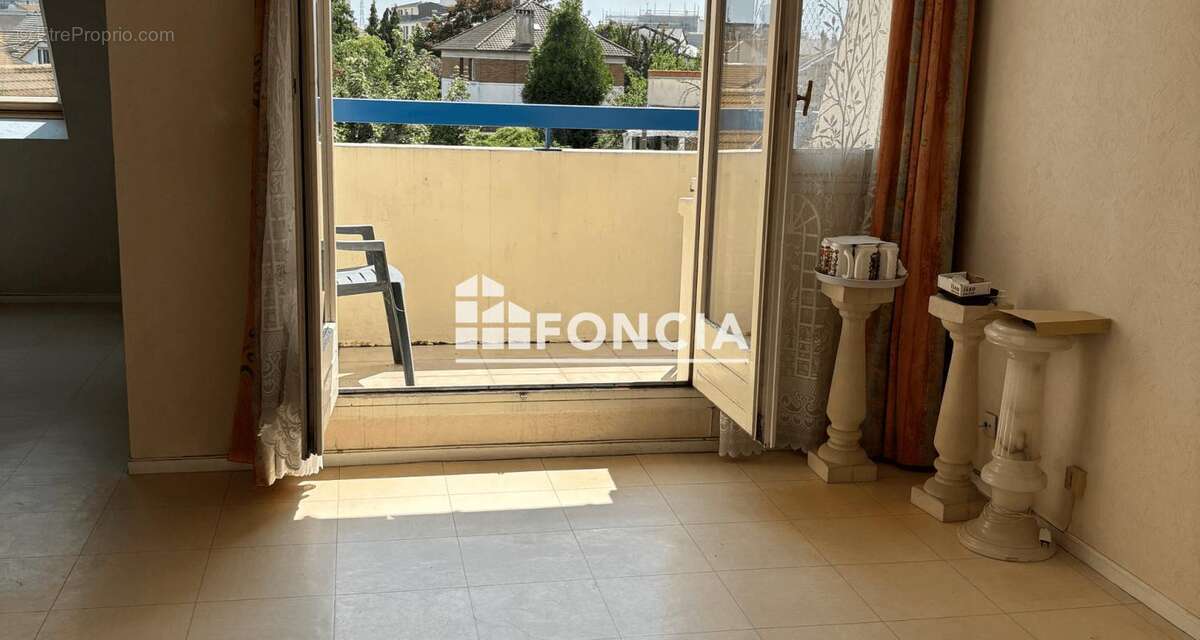 Appartement à EPINAY-SUR-SEINE