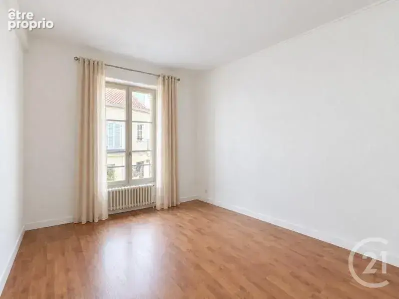 Appartement 3 pièces 64 m² à vendre à Rambouillet (78120) - photo 6