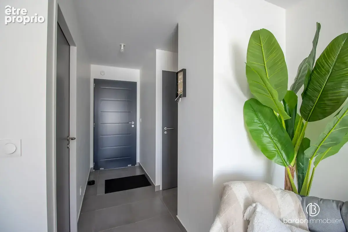 Maison 5 pièces - 84 m² - Belle maison récente La Garnache - photo 2