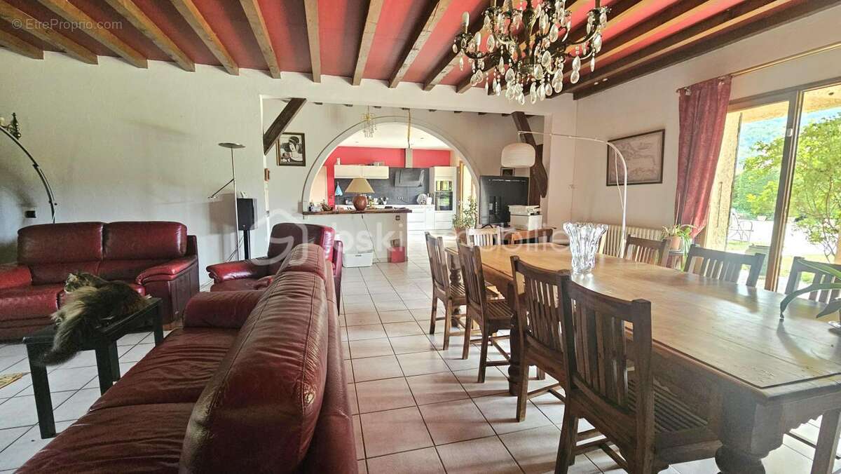 Maison à LA BATIE-MONTSALEON