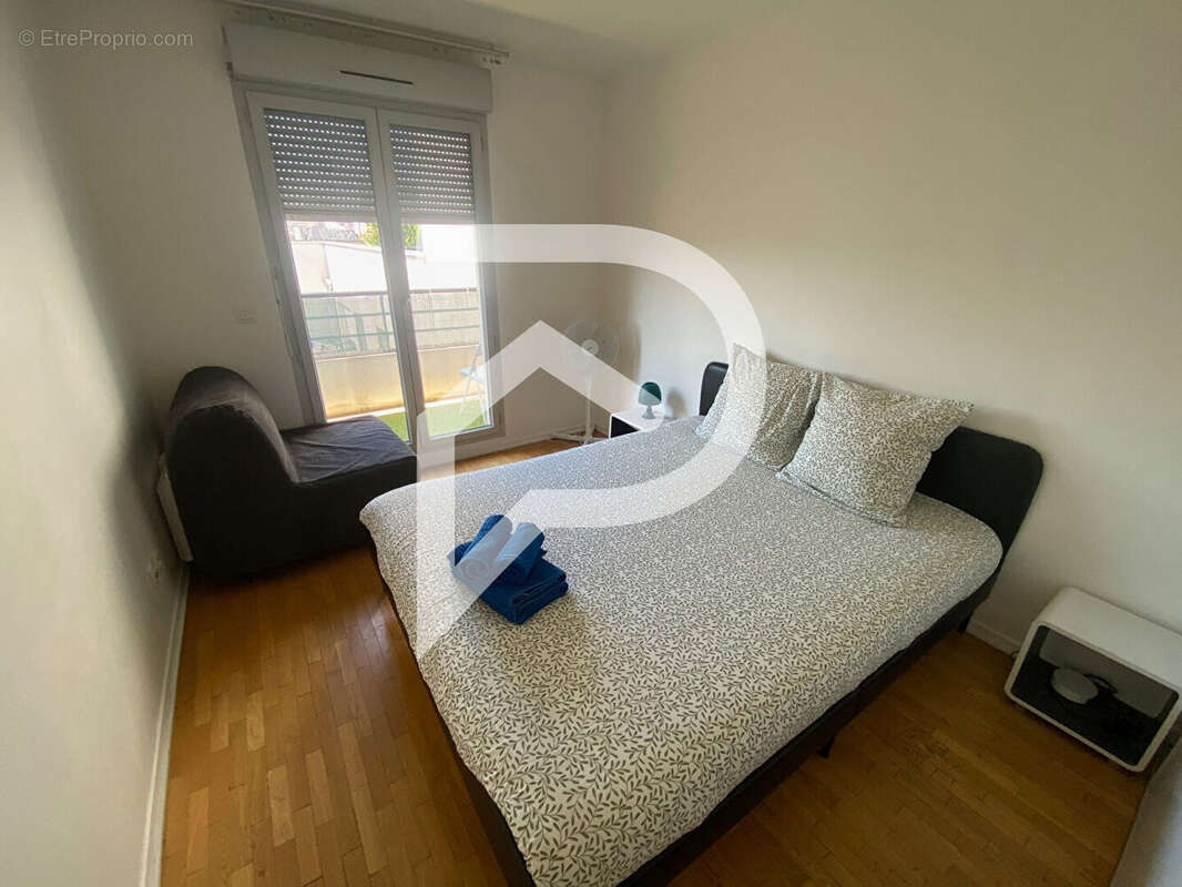 Appartement à AUBERVILLIERS