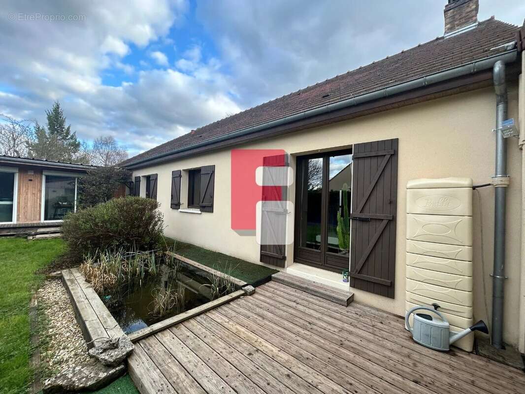 Maison à COURTERANGES