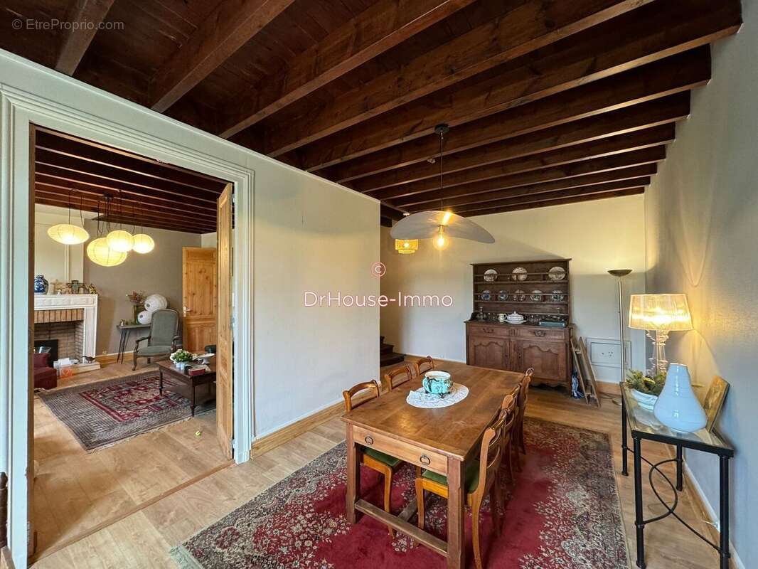 Maison à SAINT-EMILION