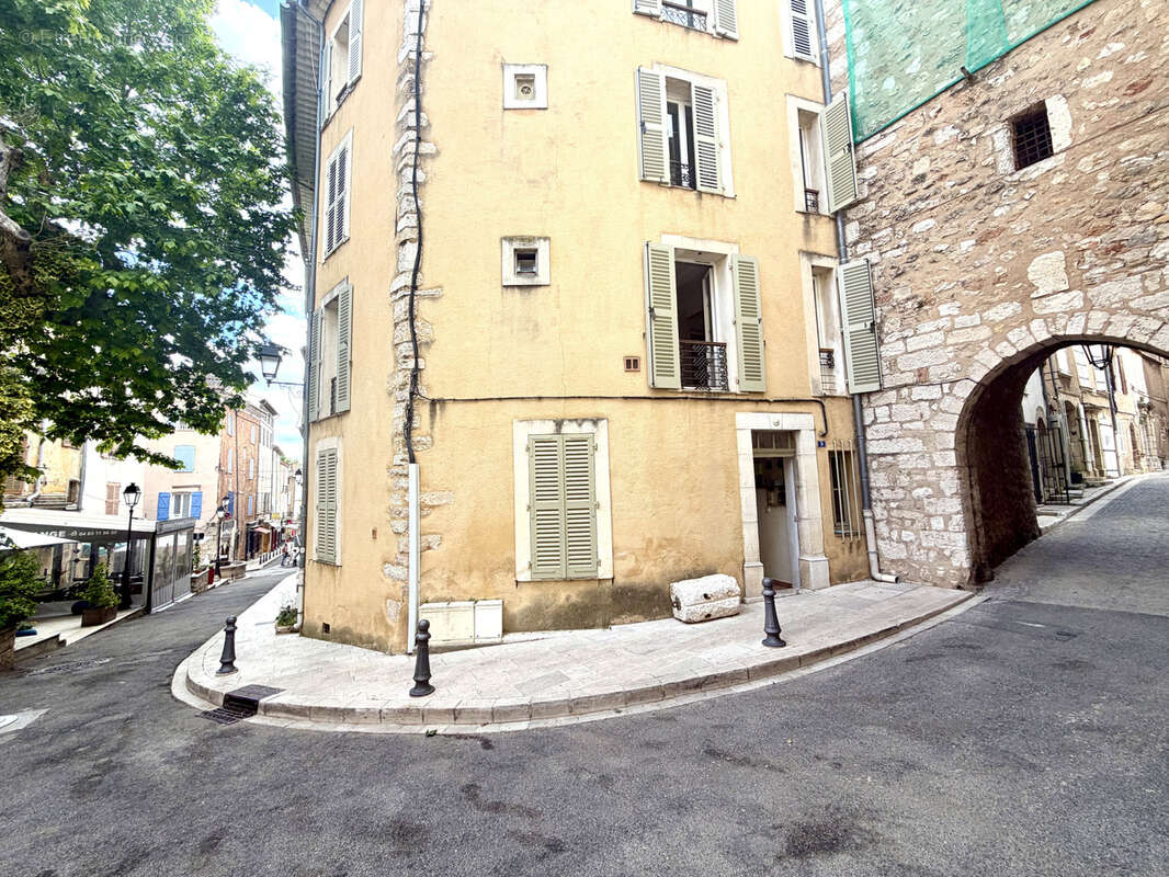 Appartement à AUPS