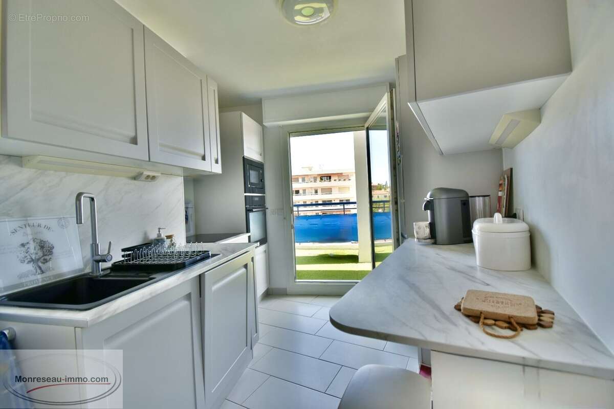 Appartement à LE CANNET