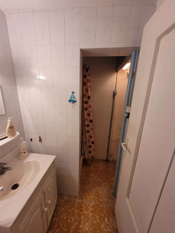 Maison à SAINT-LAURENT-DE-CERDANS