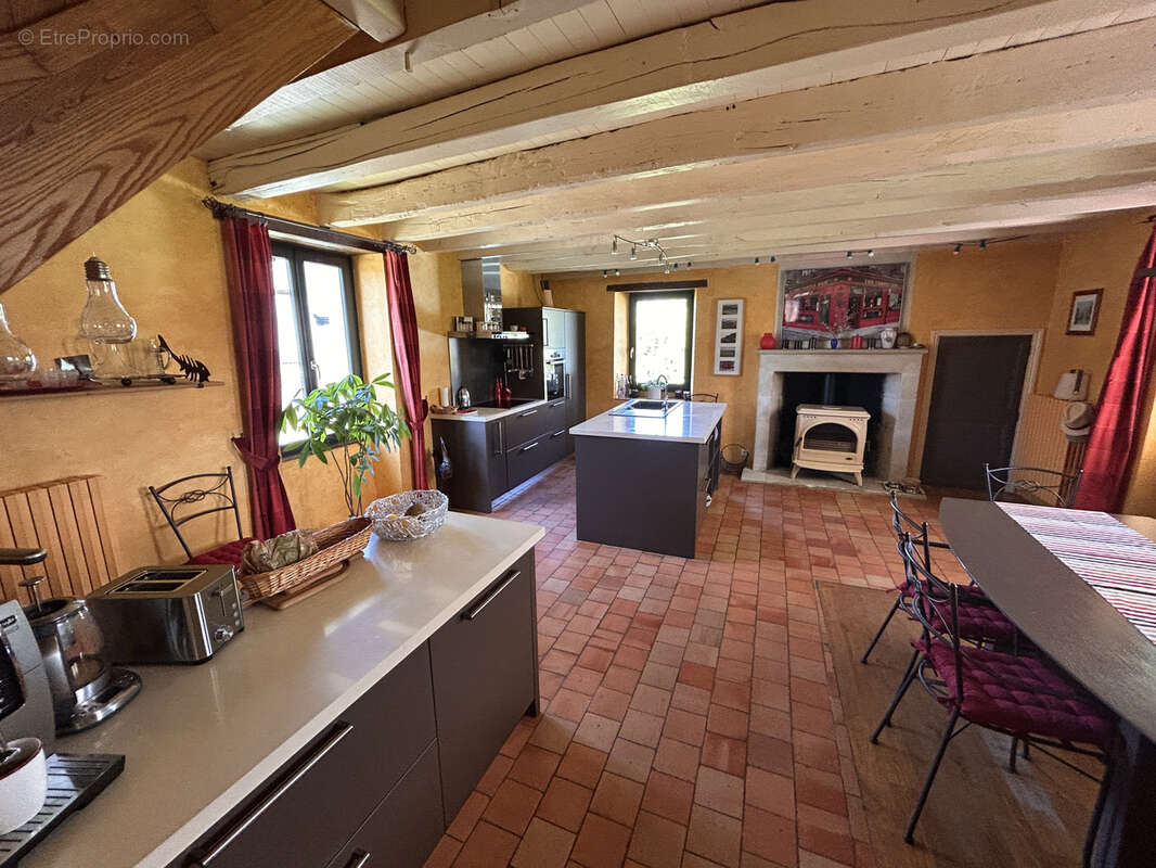 Maison à CHATELLERAULT