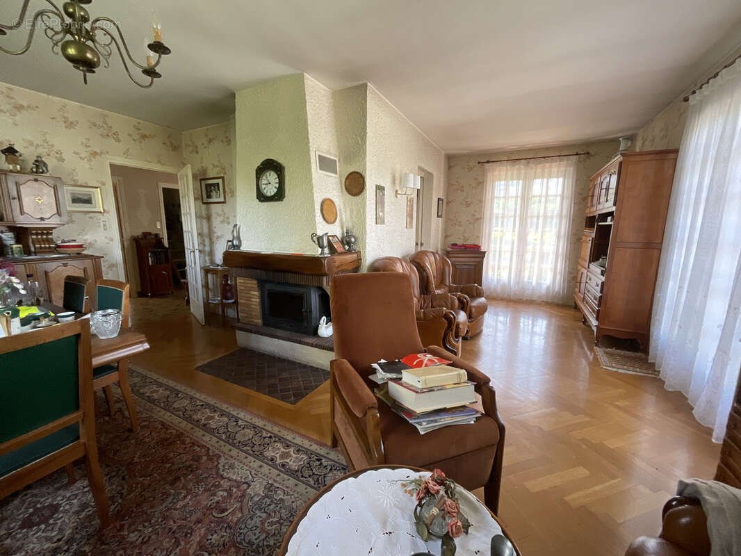 Maison à BOURGOIN-JALLIEU