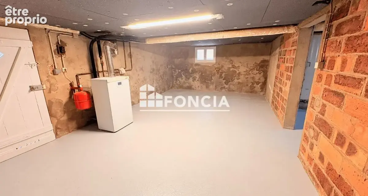 Maison avec sous-sol total, grand terrain clos et gare à proximité ! - photo 14