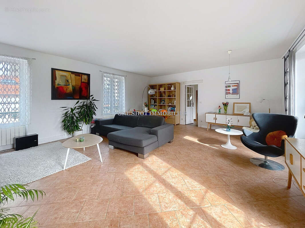 Maison 205 m² à Orleans  - photo 8