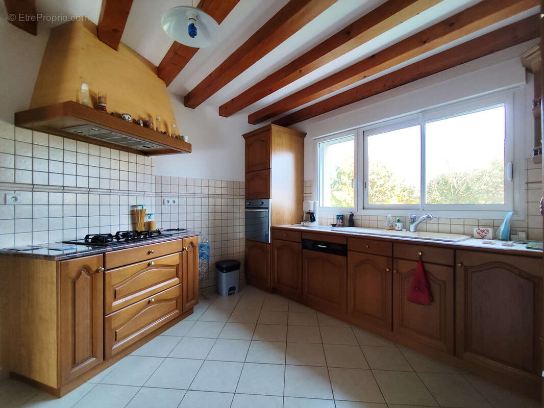 Maison à NOUAILLE-MAUPERTUIS