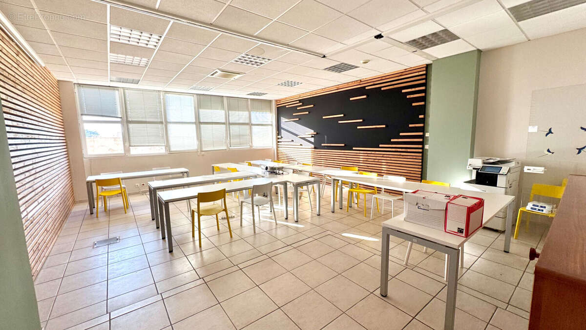 Commerce à CARPENTRAS